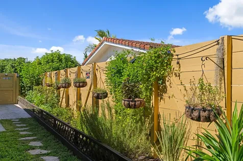 2650 Ne 26th Terrace Boca Raton FL 33431