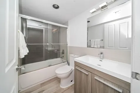 834 Ocean Drive Miami Beach FL 33139