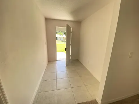 7006 Salerno Road Fort Pierce FL 34951