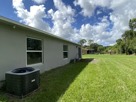 7006 Salerno Road Fort Pierce FL 34951