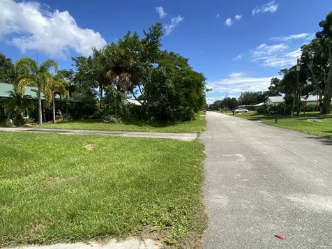 7006 Salerno Road Fort Pierce FL 34951