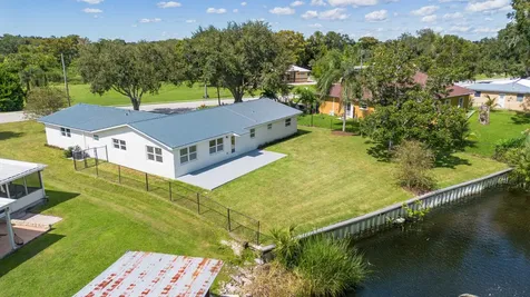 1301 Se 8th Avenue Okeechobee FL 34974