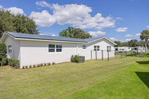 1301 Se 8th Avenue Okeechobee FL 34974
