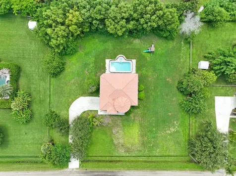 16383 73rd Terrace Palm Beach Gardens FL 33418