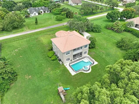 16383 73rd Terrace Palm Beach Gardens FL 33418