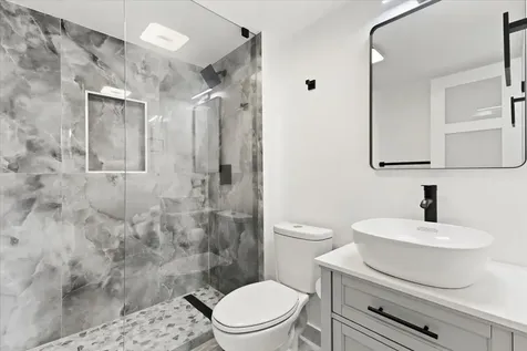 112 Royal Park Drive Oakland Park FL 33309