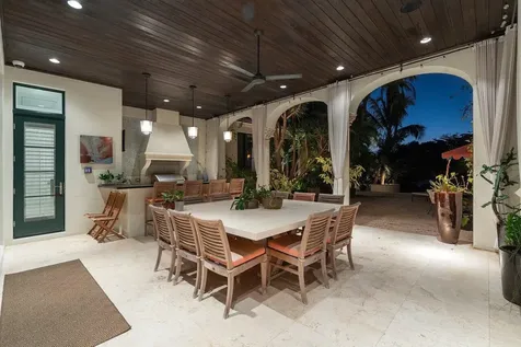 8 Driftwood Landing Gulf Stream FL 33483