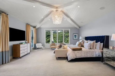 8 Driftwood Landing Gulf Stream FL 33483