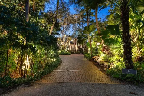 8 Driftwood Landing Gulf Stream FL 33483