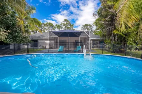 13834 Persimmon Boulevard Royal Palm Beach FL 33411