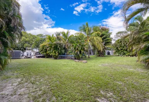 13834 Persimmon Boulevard Royal Palm Beach FL 33411