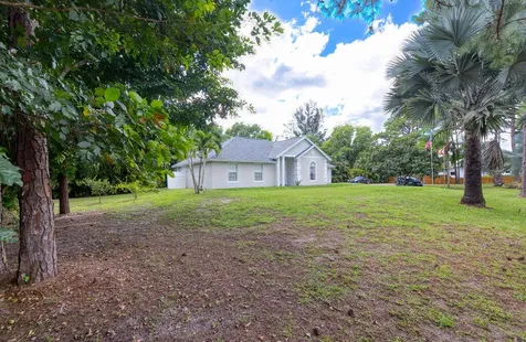 13834 Persimmon Boulevard Royal Palm Beach FL 33411