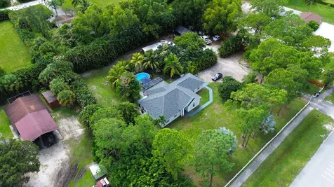 13834 Persimmon Boulevard Royal Palm Beach FL 33411