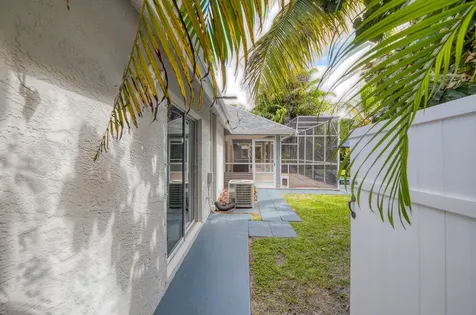 13834 Persimmon Boulevard Royal Palm Beach FL 33411