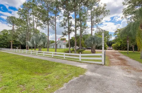 13834 Persimmon Boulevard Royal Palm Beach FL 33411