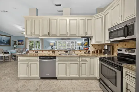 11415 40th Street Royal Palm Beach FL 33411