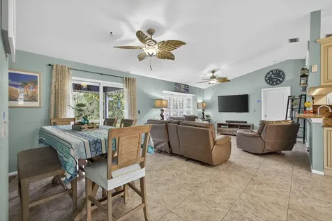 11415 40th Street Royal Palm Beach FL 33411