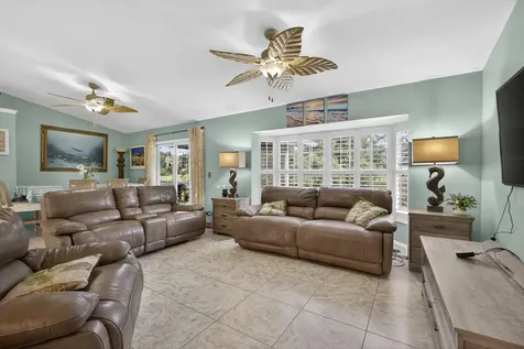 11415 40th Street Royal Palm Beach FL 33411