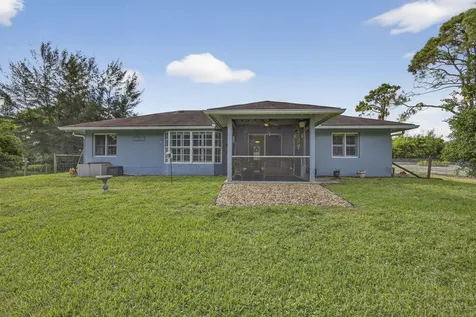 11415 40th Street Royal Palm Beach FL 33411