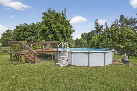 11415 40th Street Royal Palm Beach FL 33411