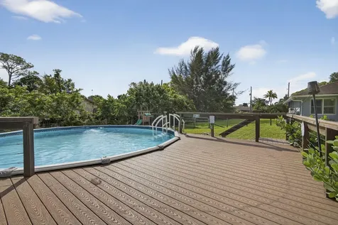 11415 40th Street Royal Palm Beach FL 33411