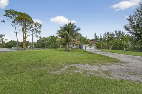 11415 40th Street Royal Palm Beach FL 33411