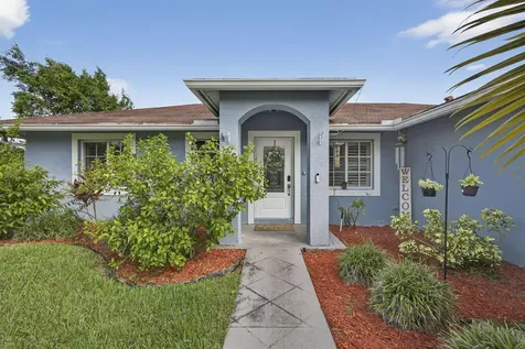 11415 40th Street Royal Palm Beach FL 33411