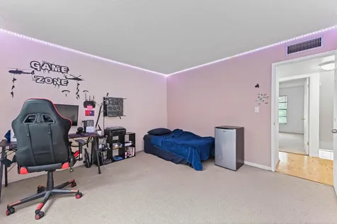 803 W Oakland Park Boulevard Oakland Park FL 33311