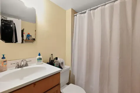 111 Royal Park Drive Oakland Park FL 33309