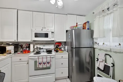 111 Royal Park Drive Oakland Park FL 33309