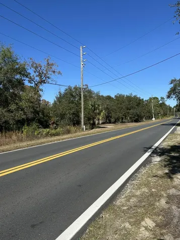 632 N Dunkenfield Avenue Crystal River FL 34429