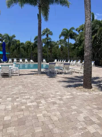 1600 Se Dixie Highway Jensen Beach FL 34957