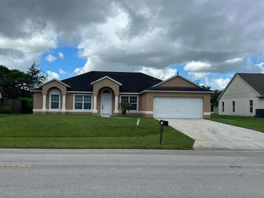 2310 Sw Cameo Boulevard Port Saint Lucie FL 34953