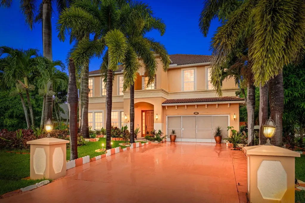 565 Sw Halden Avenue Port Saint Lucie FL 34953