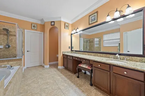 565 Sw Halden Avenue Port Saint Lucie FL 34953