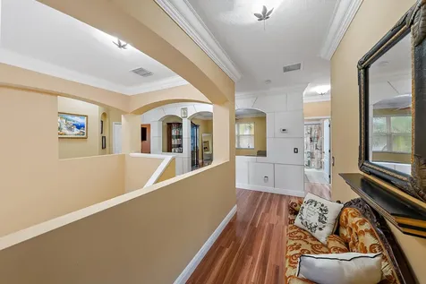 565 Sw Halden Avenue Port Saint Lucie FL 34953