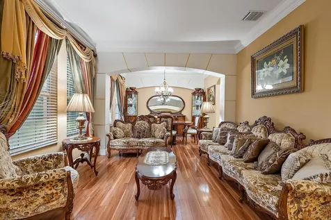 565 Sw Halden Avenue Port Saint Lucie FL 34953
