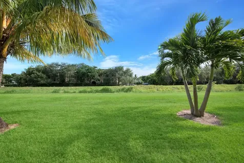 2812 S Garden Drive Lake Worth FL 33461