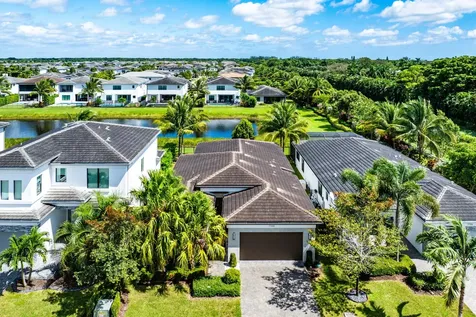 17390 Pagoda Palms Drive Boca Raton FL 33496