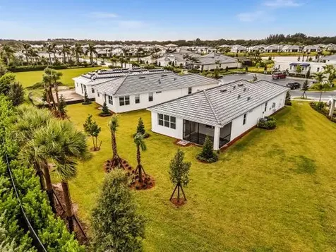 1133 Haven Circle Vero Beach FL 32960
