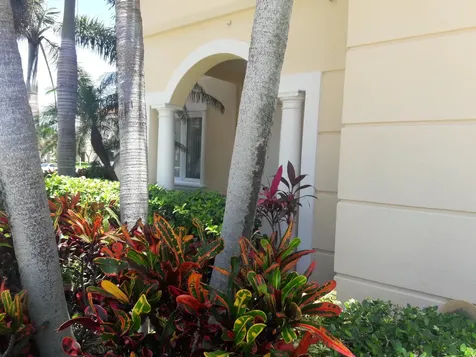 37 Harbour Isle Drive Fort Pierce FL 34949