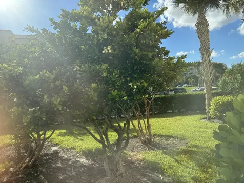 37 Harbour Isle Drive Fort Pierce FL 34949