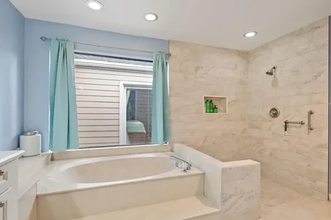 6642 S Pine Court Palm Beach Gardens FL 33418