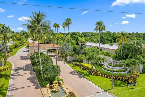 6642 S Pine Court Palm Beach Gardens FL 33418
