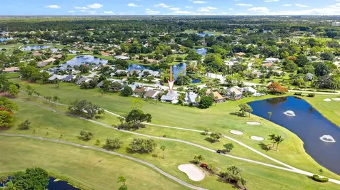 6642 S Pine Court Palm Beach Gardens FL 33418