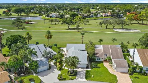 6642 S Pine Court Palm Beach Gardens FL 33418