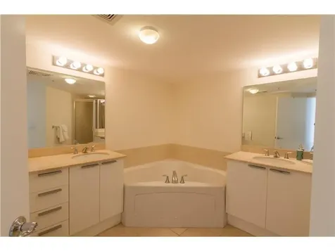 16699 Collins Avenue Sunny Isles Beach FL 33160