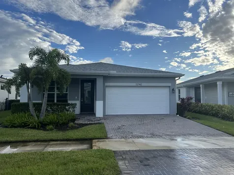 12742 SW Phoenix Drive Port Saint Lucie FL 34987