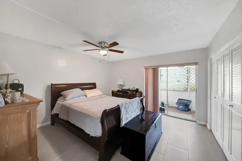 2812 S Garden Drive Lake Worth FL 33461