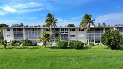 2812 S Garden Drive Lake Worth FL 33461